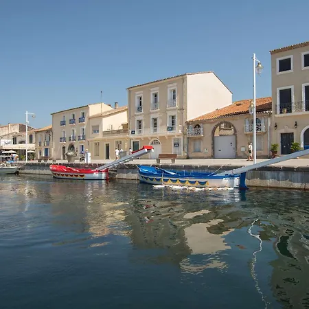 Apartment Rez-de-jardin Avec Piscine Et Parking A Marseillan-plage - Fr-1-387-63 Marseillan (Herault)